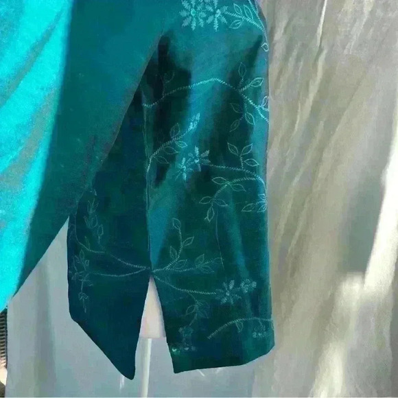 NWT Coldwater Creek silk embroidered teal jacket. - Picture 9 of 9